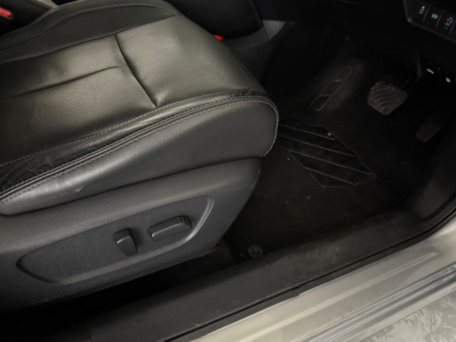 Used Nissan Qashqai 2015 for sale - 76408433: Photo 24