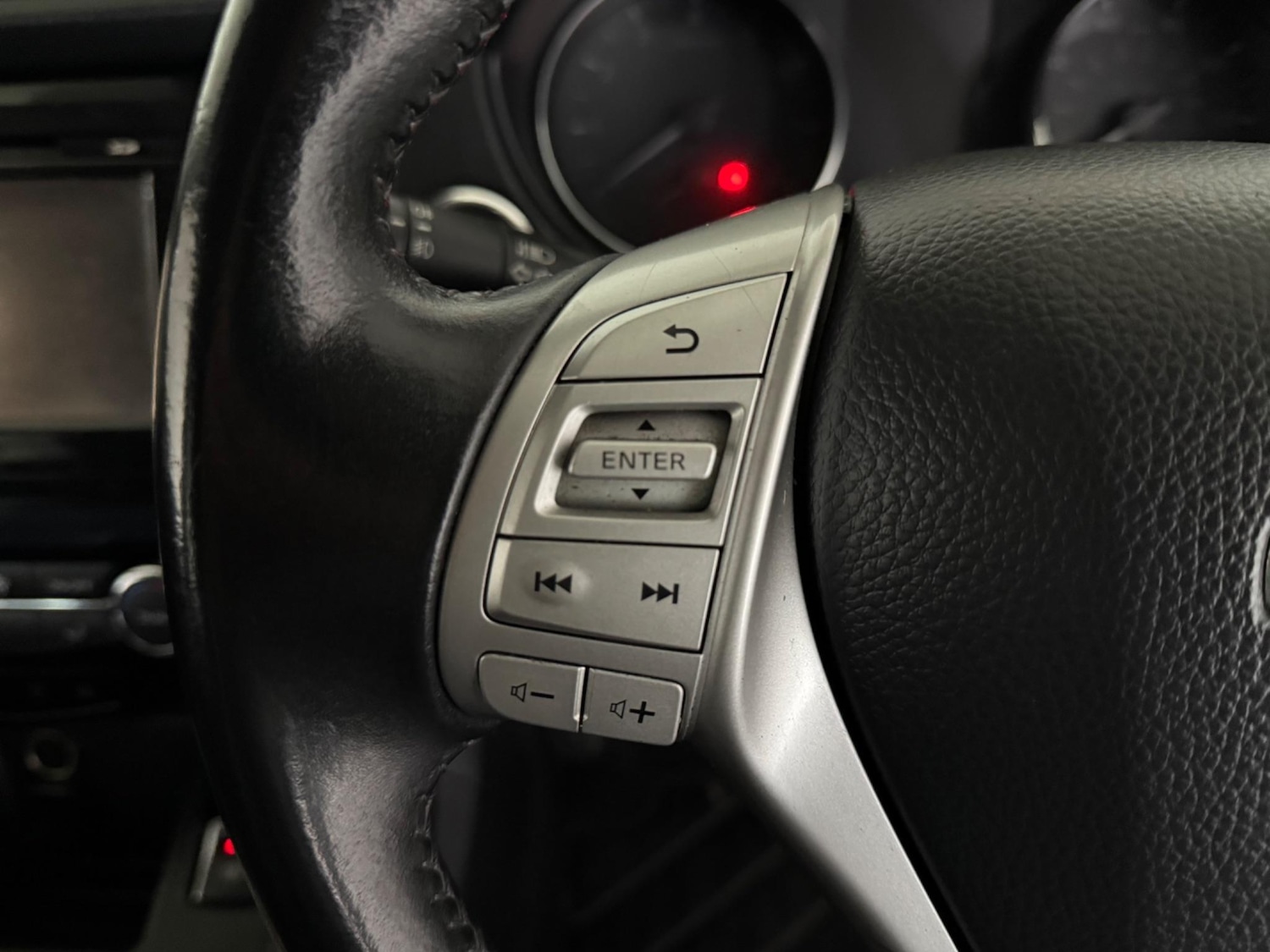 Used Nissan Qashqai 2015 for sale - 76408433: Photo 29