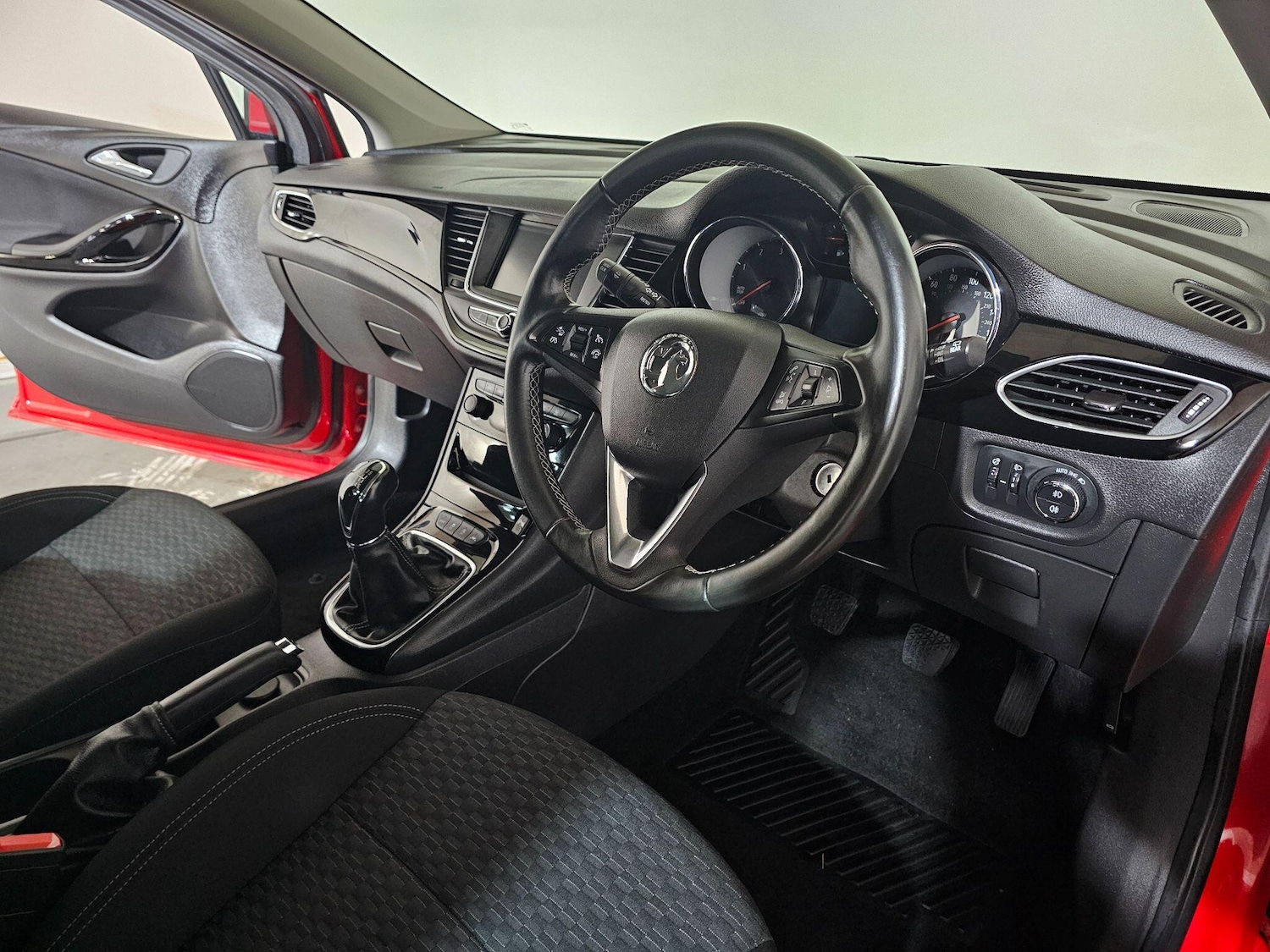 Used Vauxhall Astra 2017 for sale - 76551057: Photo 10