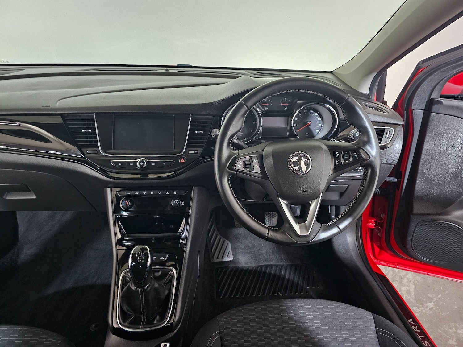 Used Vauxhall Astra 2017 for sale - 76551057: Photo 12