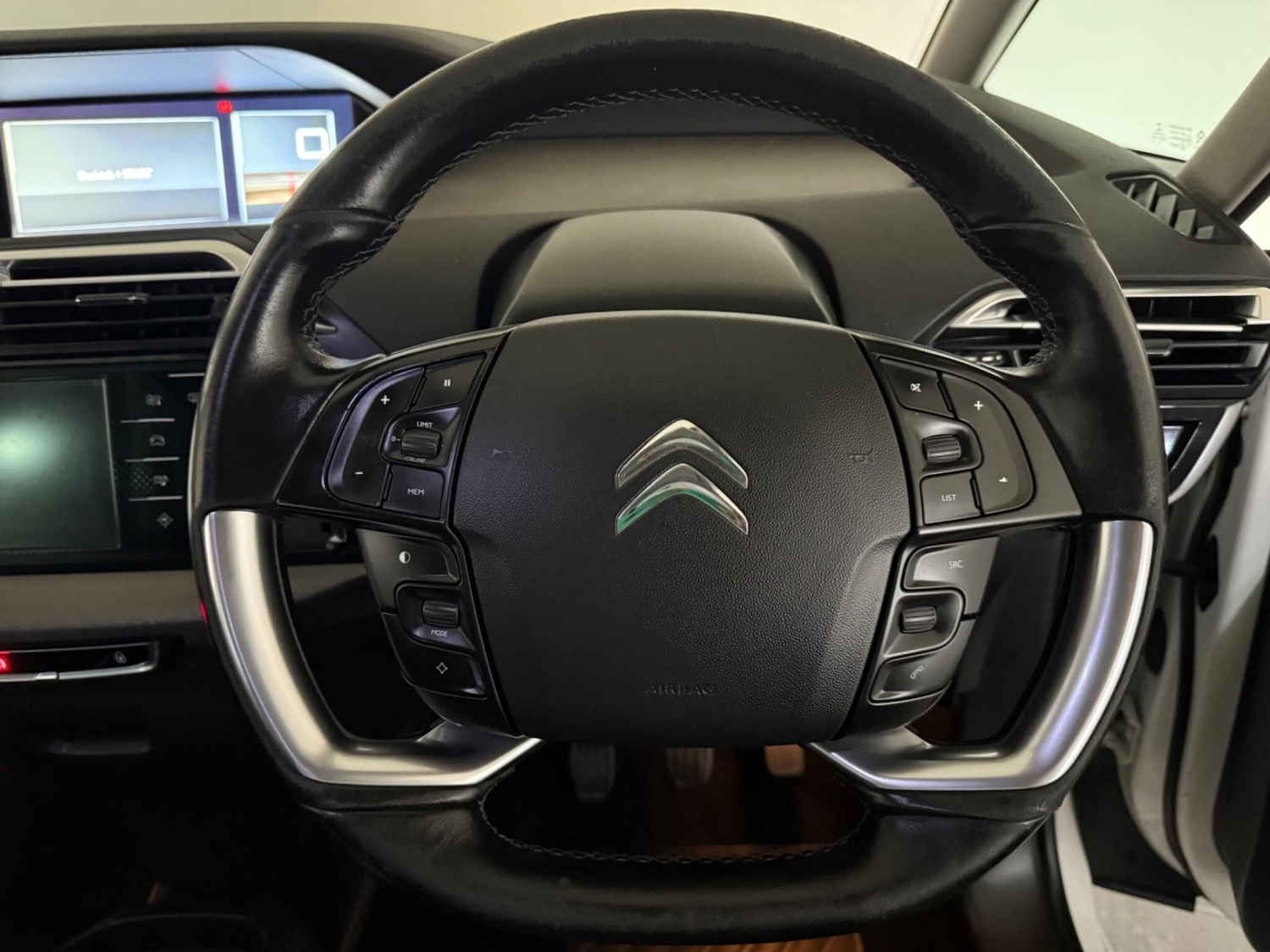 Used Citroen C4 Grand Picasso 2015 for sale - 76424104: Photo 27