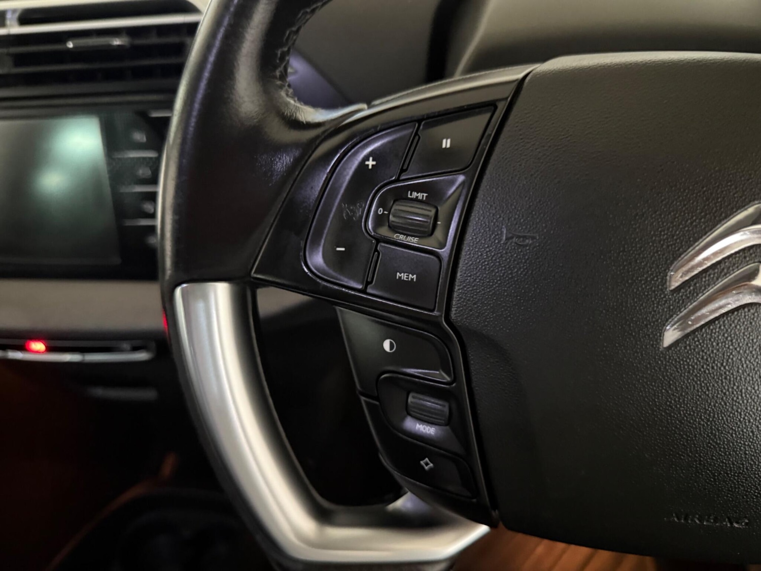 Used Citroen C4 Grand Picasso 2015 for sale - 76424104: Photo 30