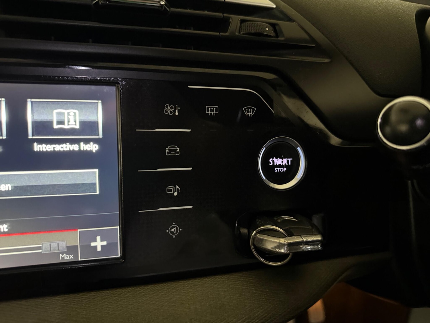 Used Citroen C4 Grand Picasso 2015 for sale - 76424104: Photo 40