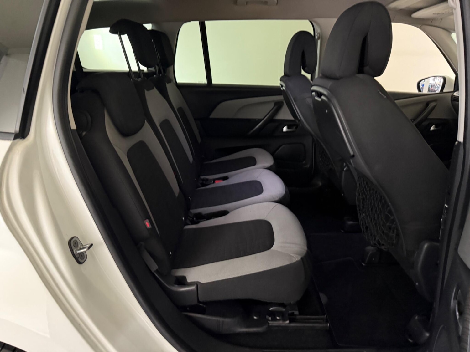 Used Citroen C4 Grand Picasso 2015 for sale - 76424104: Photo 49