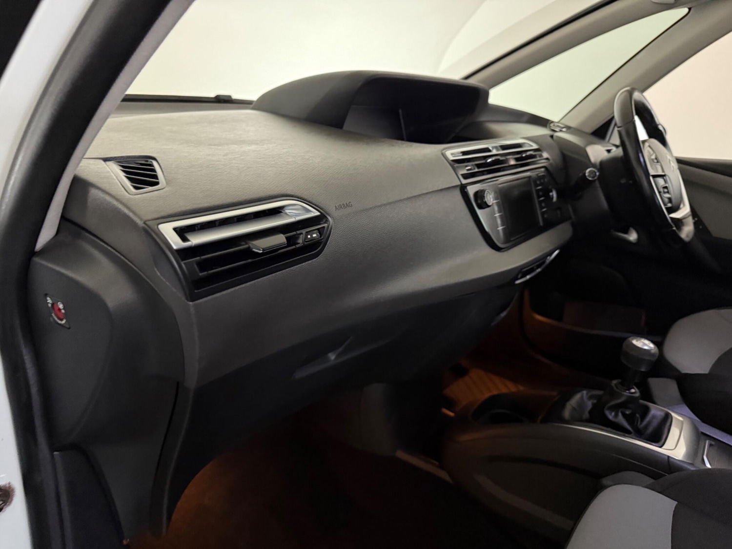 Used Citroen C4 Grand Picasso 2015 for sale - 76424104: Photo 75