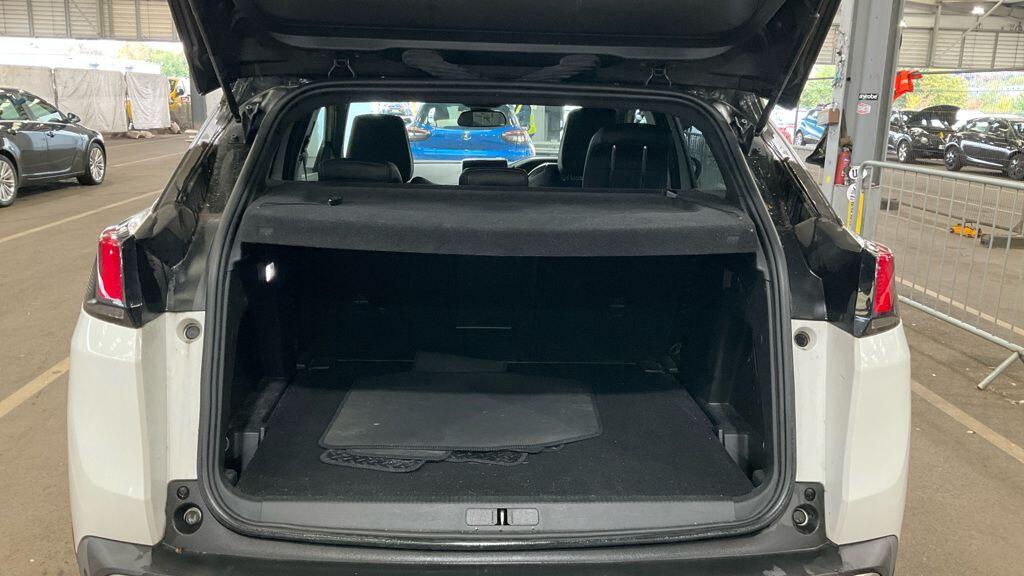 Used Peugeot 3008 2017 for sale - 76409297: Photo 8