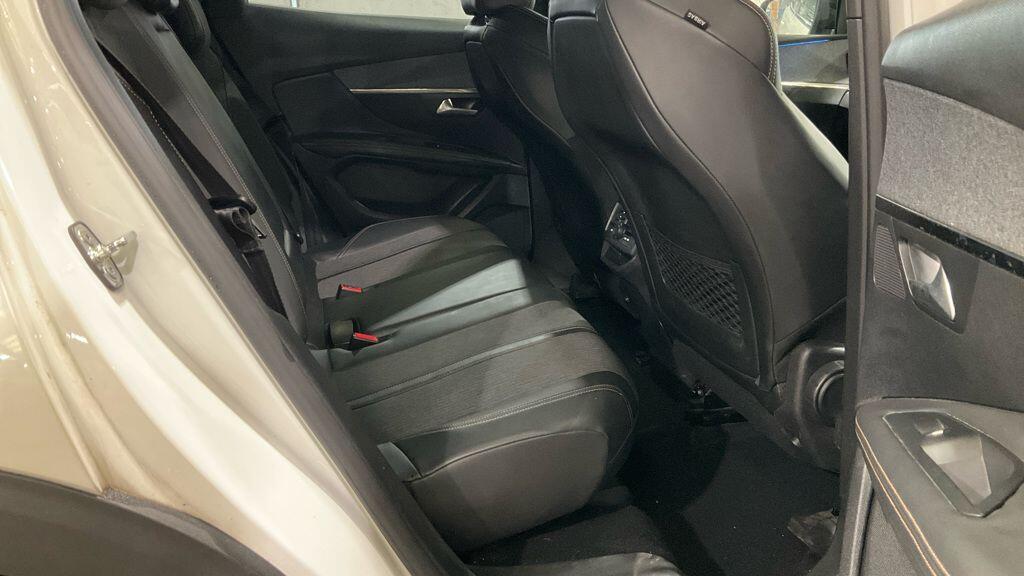 Used Peugeot 3008 2017 for sale - 76409297: Photo 9