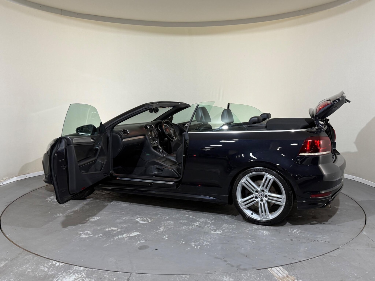 Used Volkswagen Golf 2014 for sale - 76409182: Photo 11