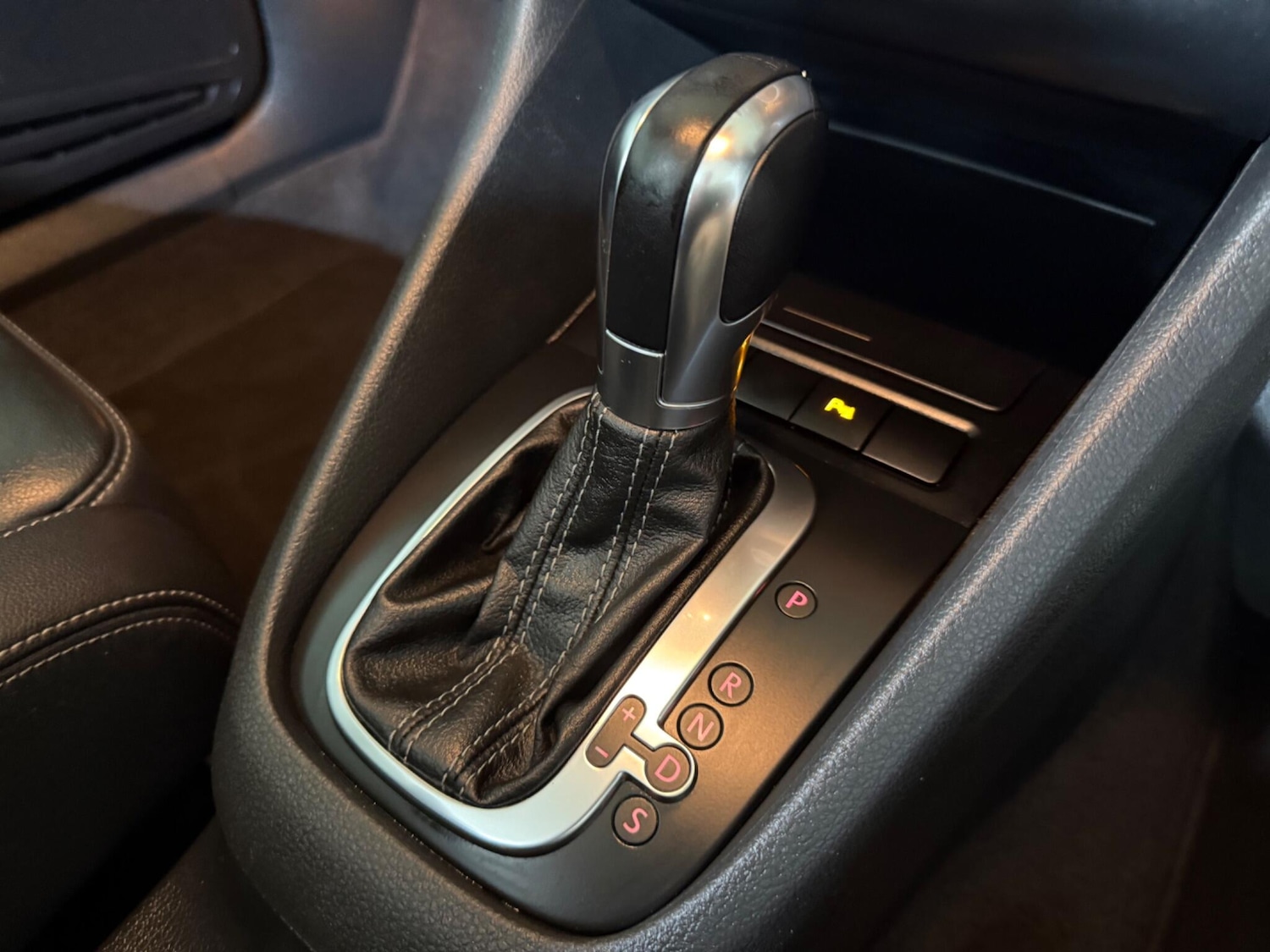 Used Volkswagen Golf 2014 for sale - 76409182: Photo 42