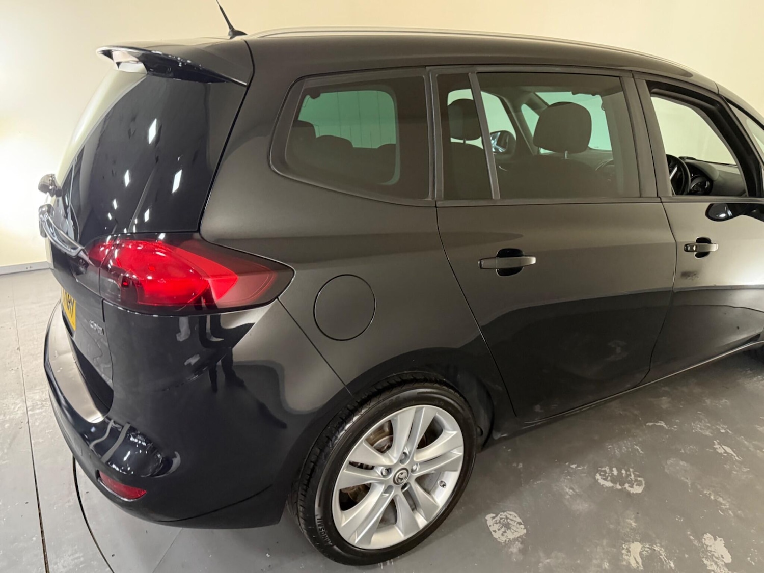 Used Vauxhall Zafira Tourer 2014 for sale - 76409237: Photo 16