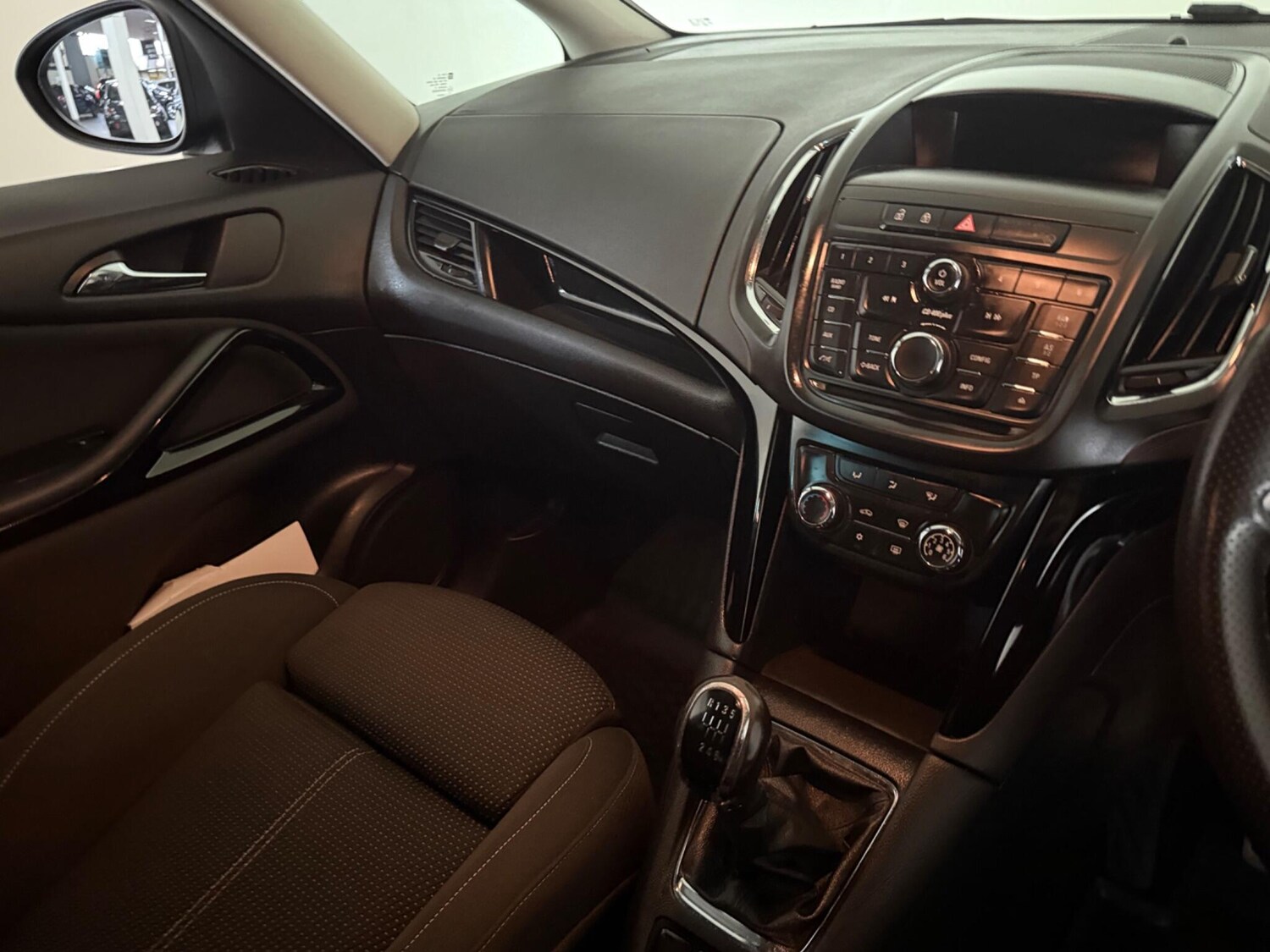 Used Vauxhall Zafira Tourer 2014 for sale - 76409237: Photo 33