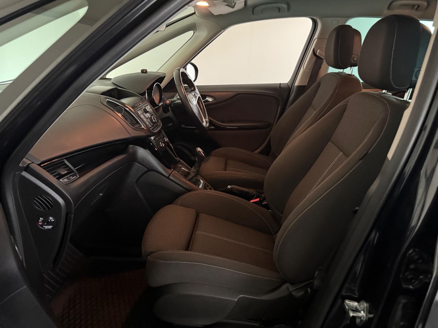 Used Vauxhall Zafira Tourer 2014 for sale - 76409237: Photo 67