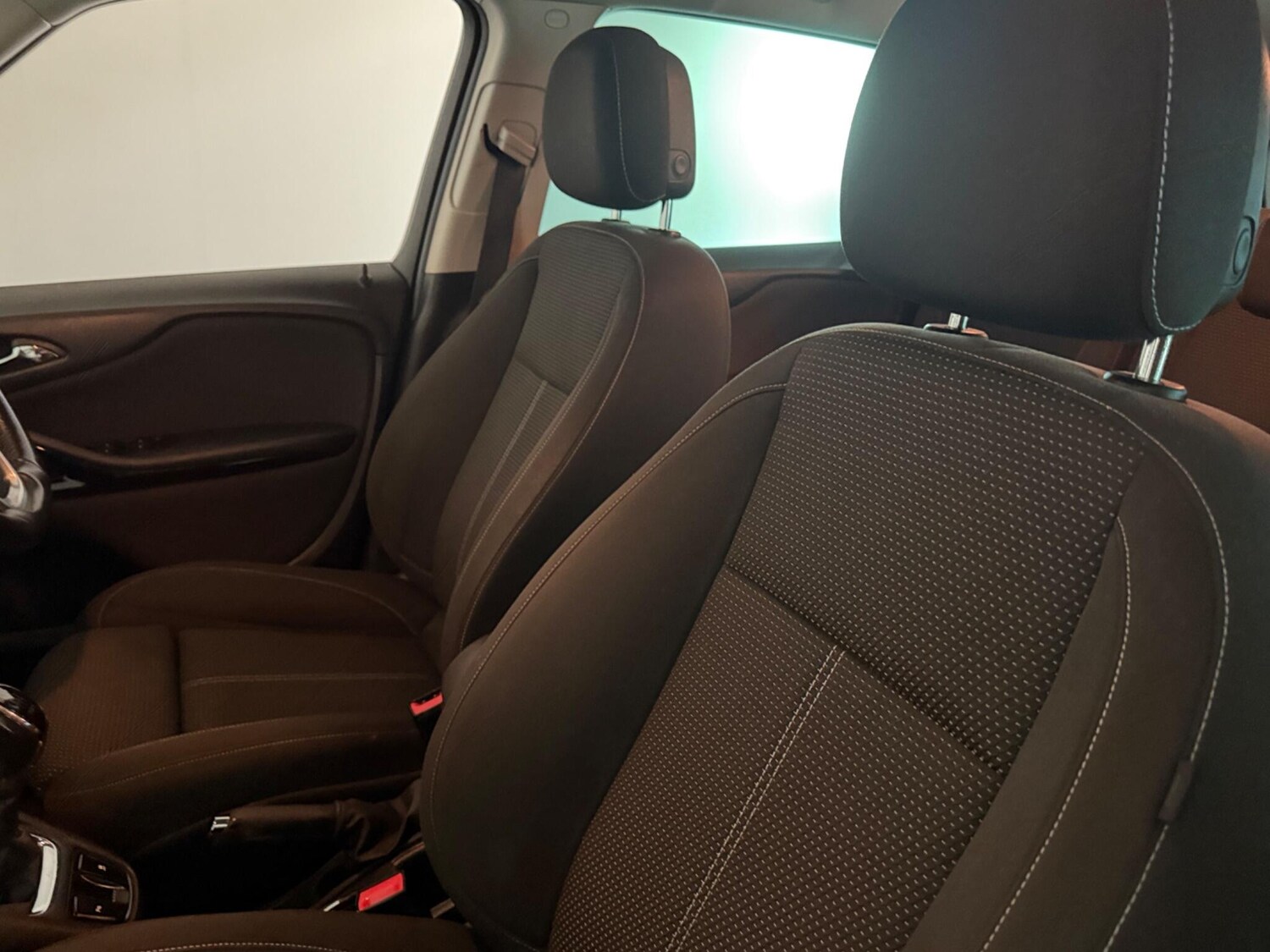 Used Vauxhall Zafira Tourer 2014 for sale - 76409237: Photo 68