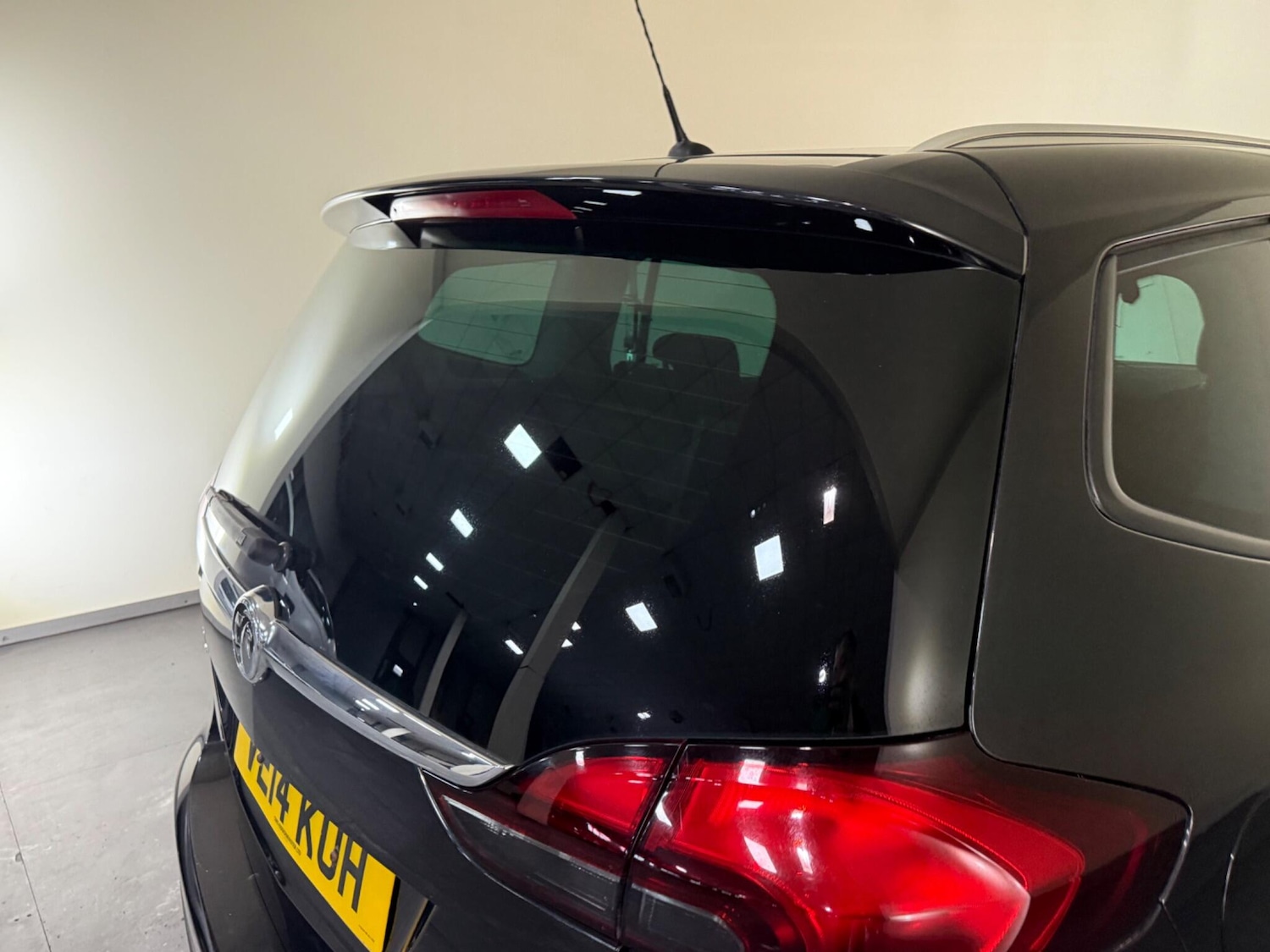 Used Vauxhall Zafira Tourer 2014 for sale - 76409237: Photo 79