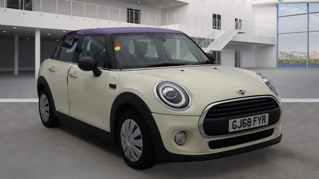 Used MINI Hatch 2018 for sale - 76409426: Photo 1