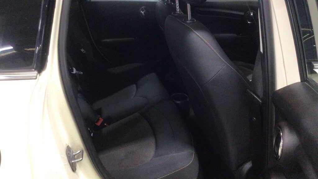 Used MINI Hatch 2018 for sale - 76409426: Photo 8