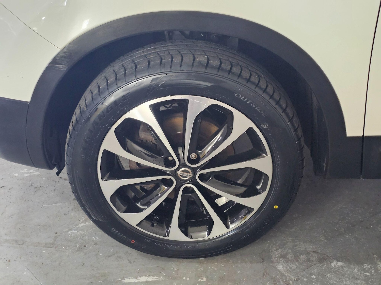 Used Nissan Qashqai 2013 for sale - 76409321: Photo 18