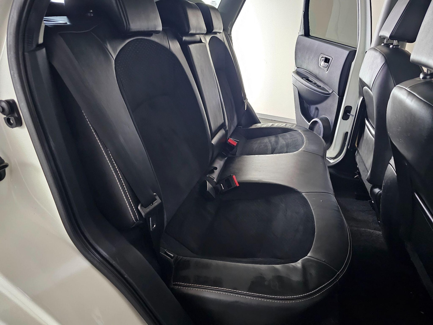 Used Nissan Qashqai 2013 for sale - 76409321: Photo 28