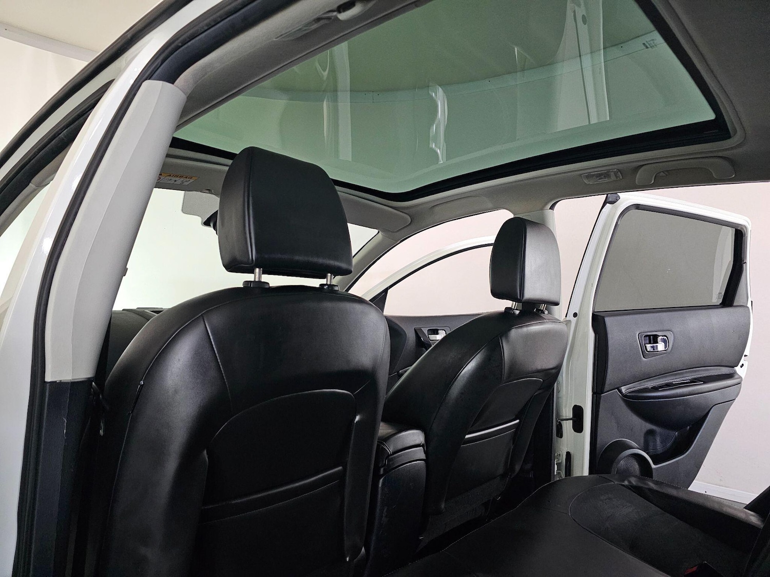 Used Nissan Qashqai 2013 for sale - 76409321: Photo 31