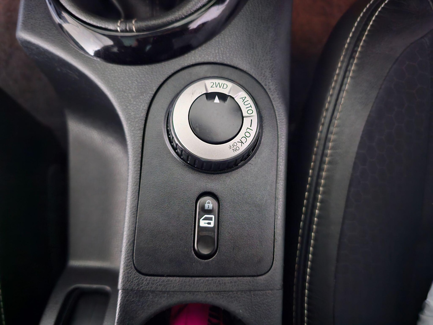 Used Nissan Qashqai 2013 for sale - 76409321: Photo 43