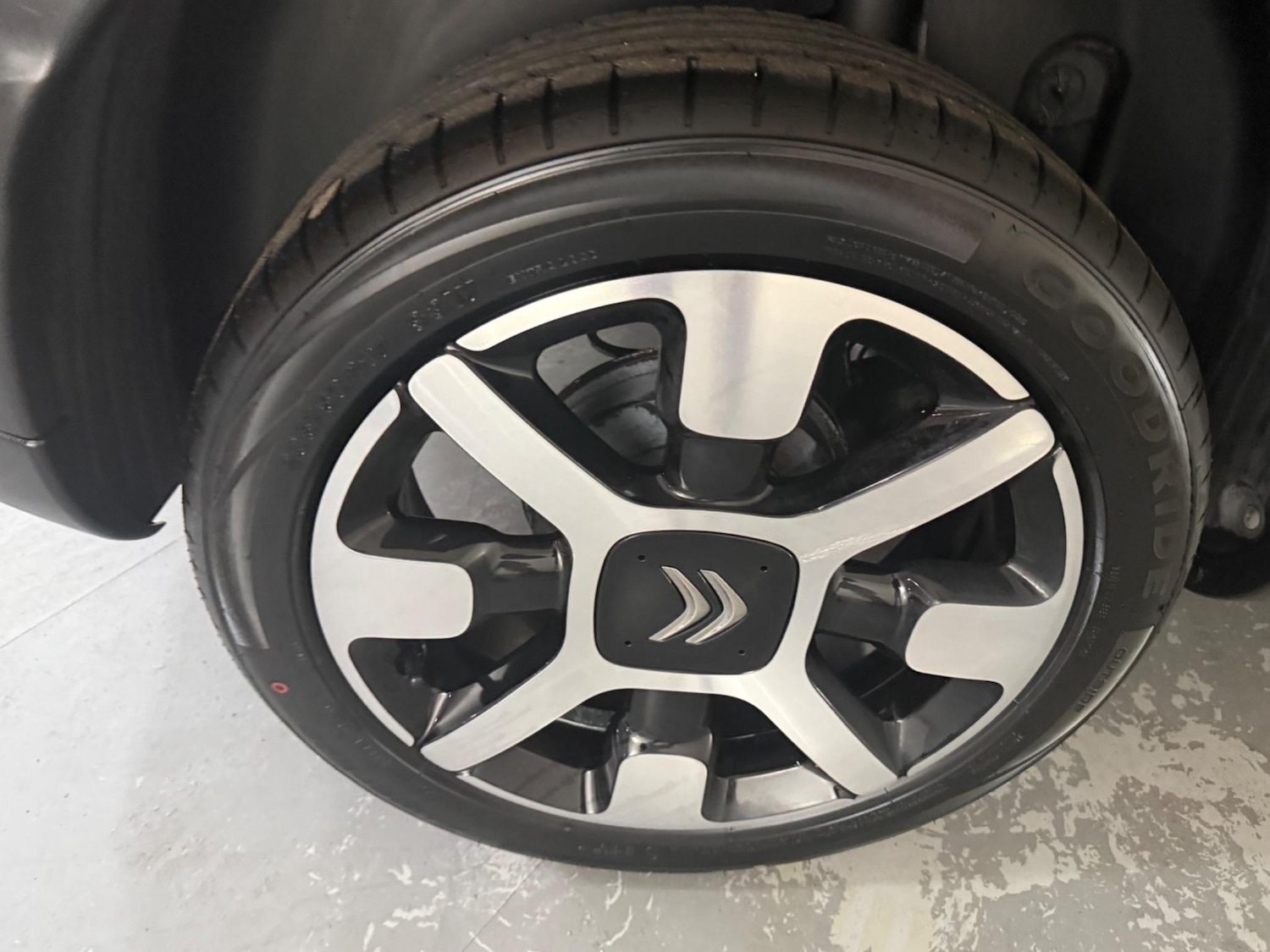 Used Citroen C4 Cactus 2018 for sale - 76408532: Photo 17