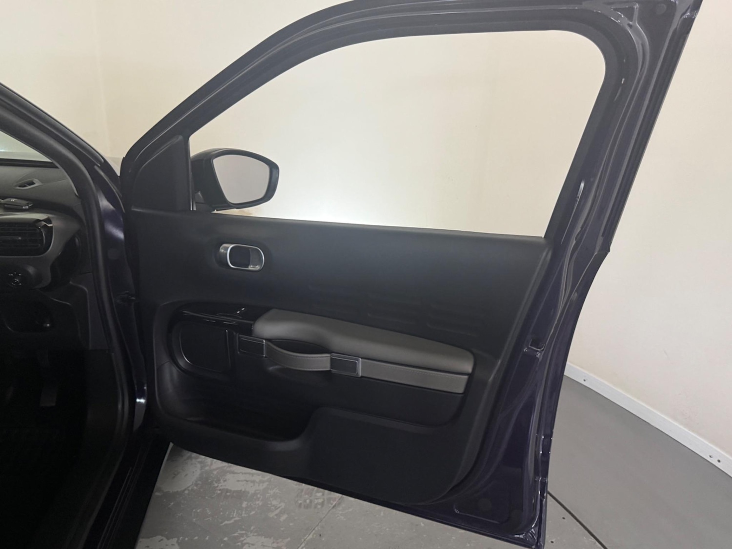 Used Citroen C4 Cactus 2018 for sale - 76408532: Photo 20