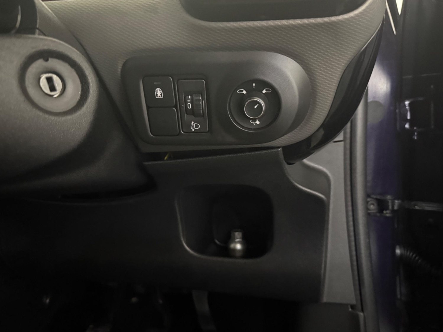 Used Citroen C4 Cactus 2018 for sale - 76408532: Photo 25