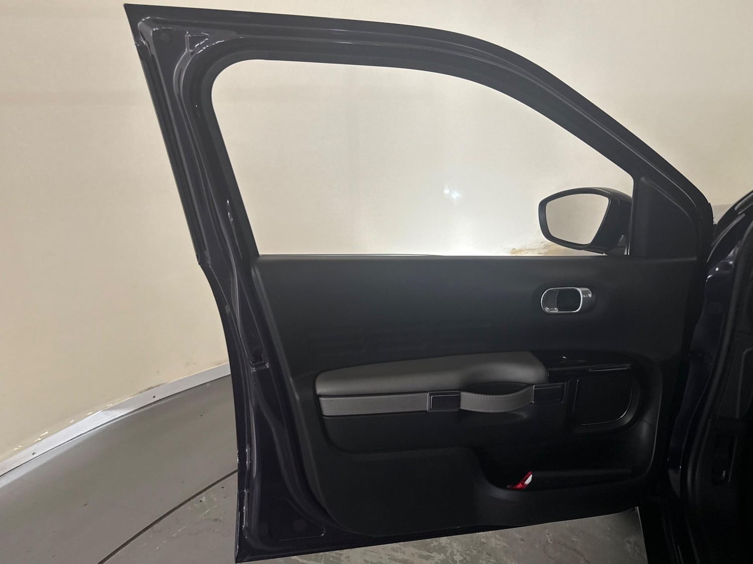 Used Citroen C4 Cactus 2018 for sale - 76408532: Photo 64