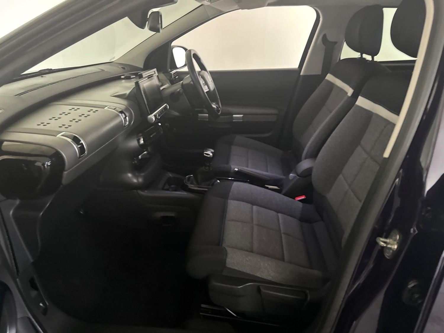 Used Citroen C4 Cactus 2018 for sale - 76408532: Photo 66