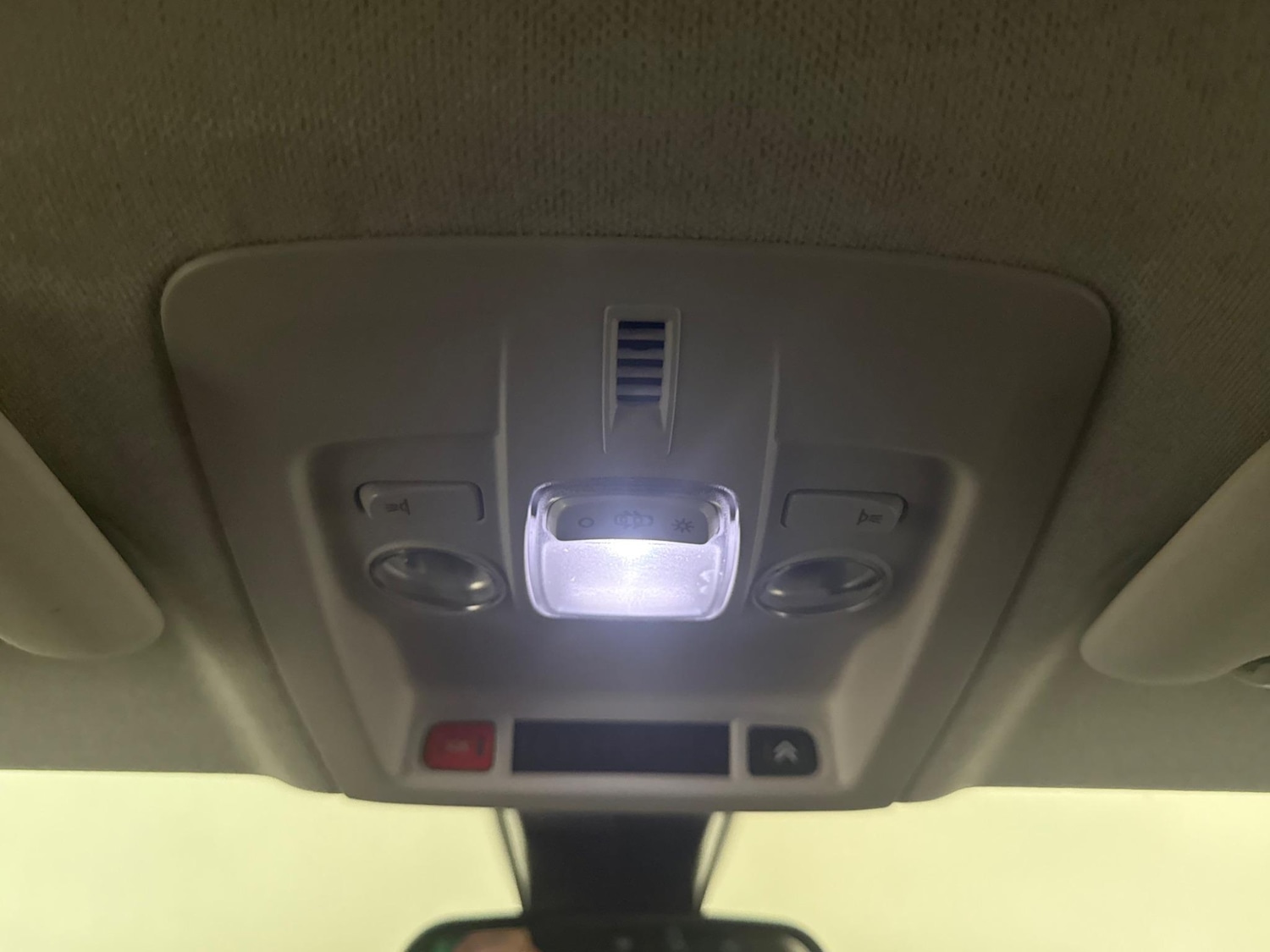 Used Citroen C4 Cactus 2018 for sale - 76408532: Photo 70