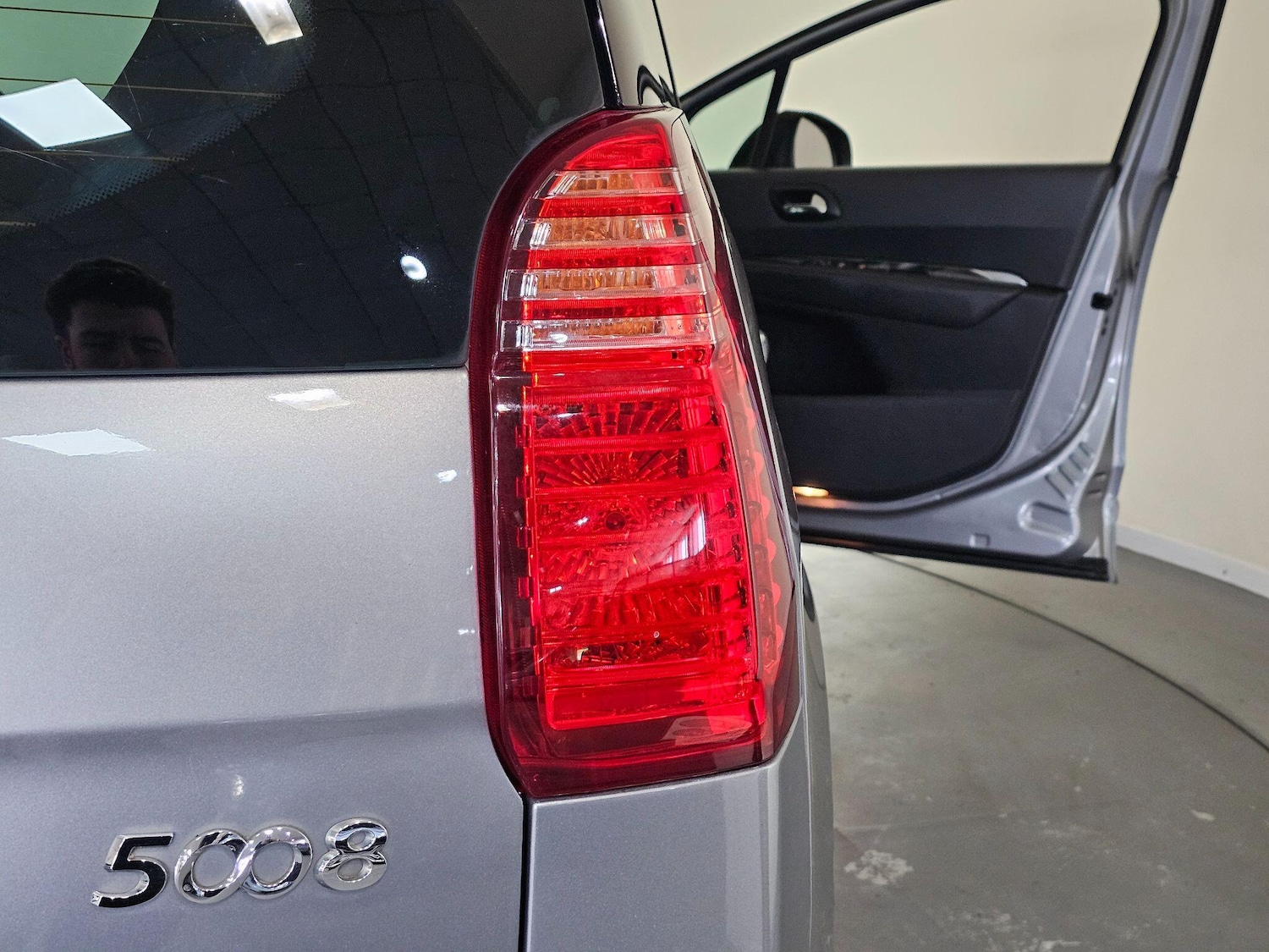 Used Peugeot 5008 2016 for sale - 76409448: Photo 46