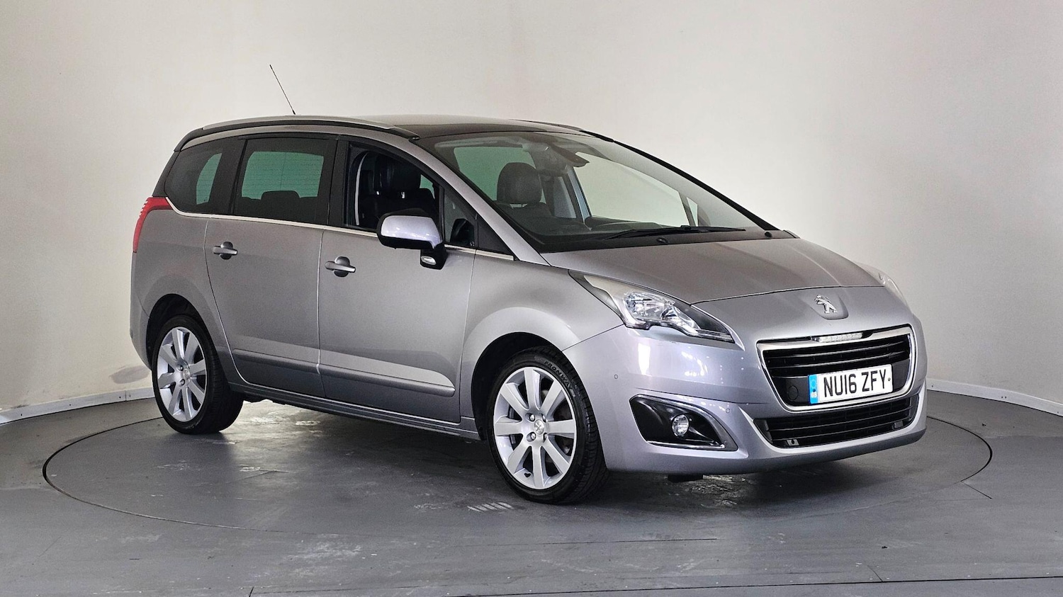 Used Peugeot 5008 2016 for sale - 76409448: Photo 6