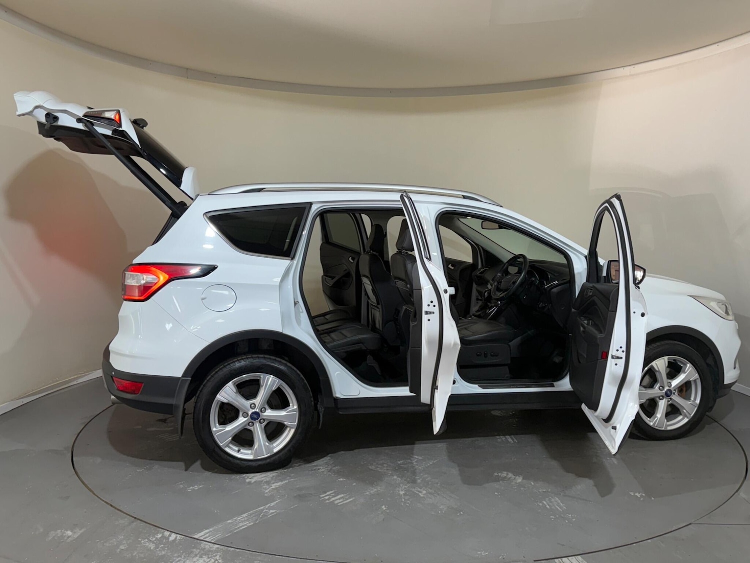 Used Ford Kuga 2018 for sale - 76408723: Photo 15