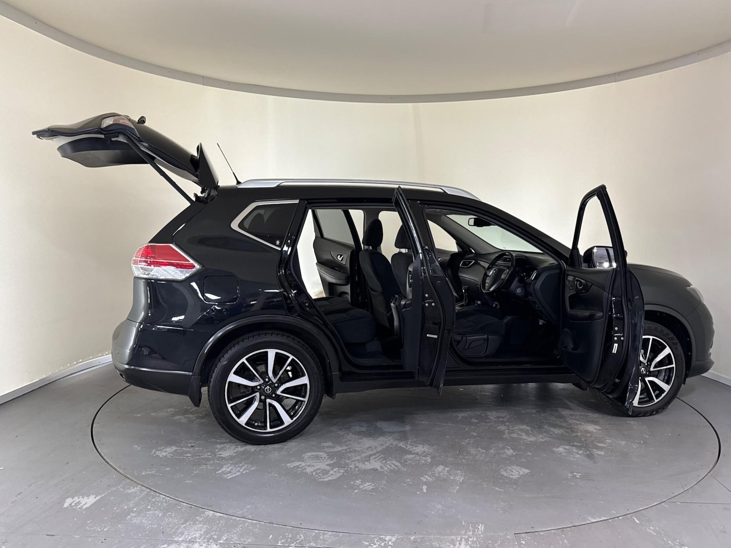 Used Nissan X-Trail 2015 for sale - 76591974: Photo 15