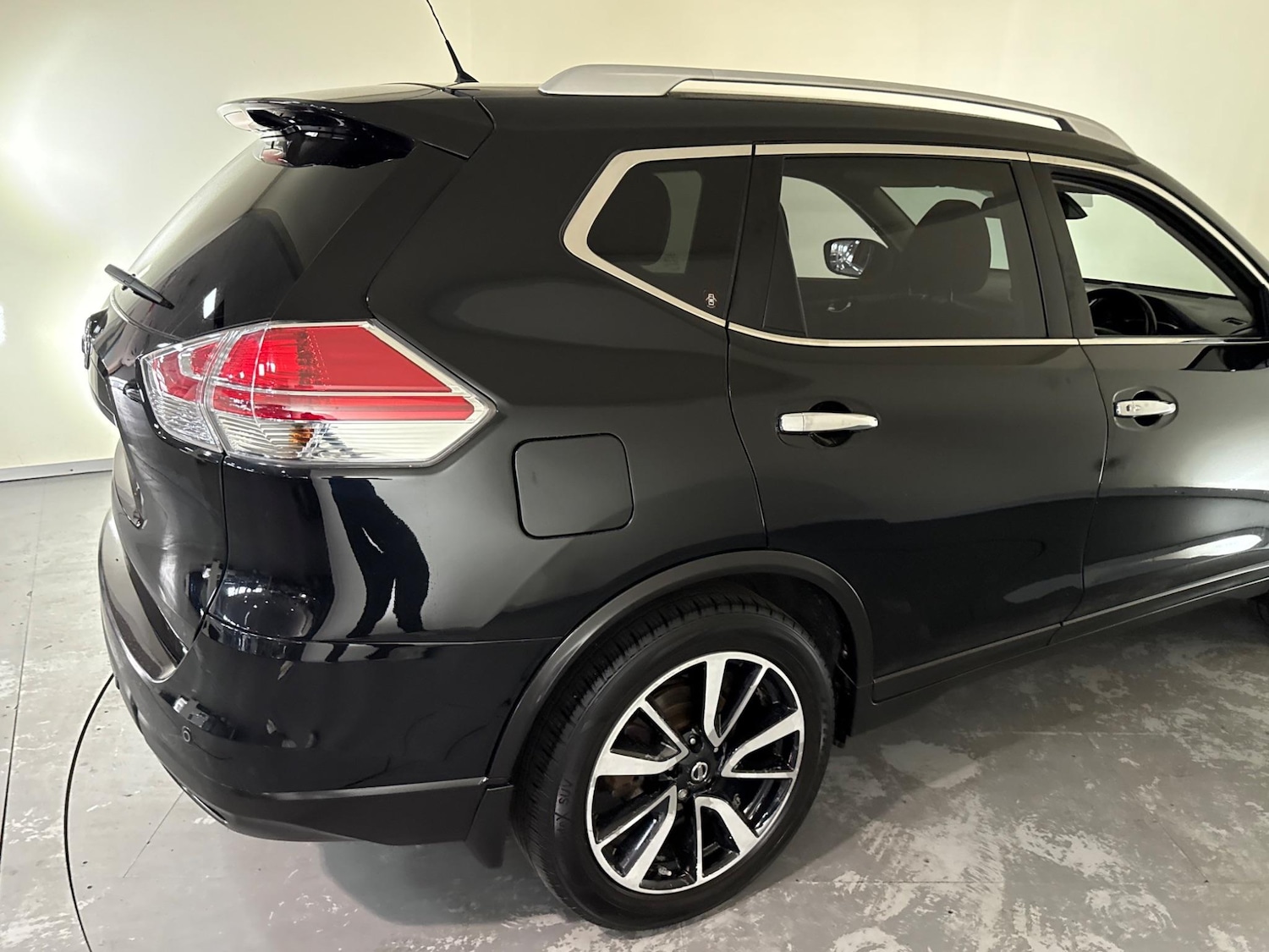 Used Nissan X-Trail 2015 for sale - 76591974: Photo 16