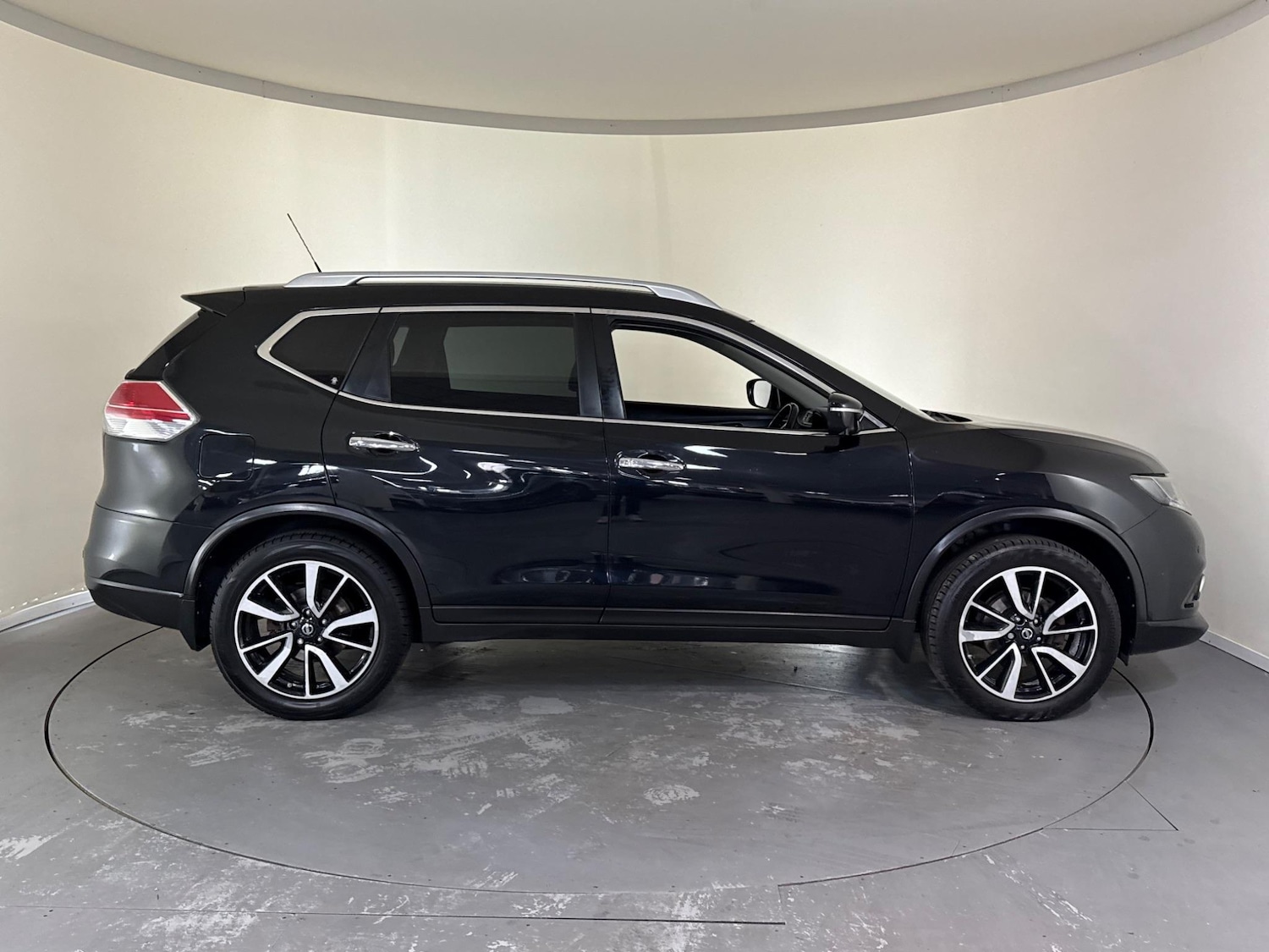 Used Nissan X-Trail 2015 for sale - 76591974: Photo 8