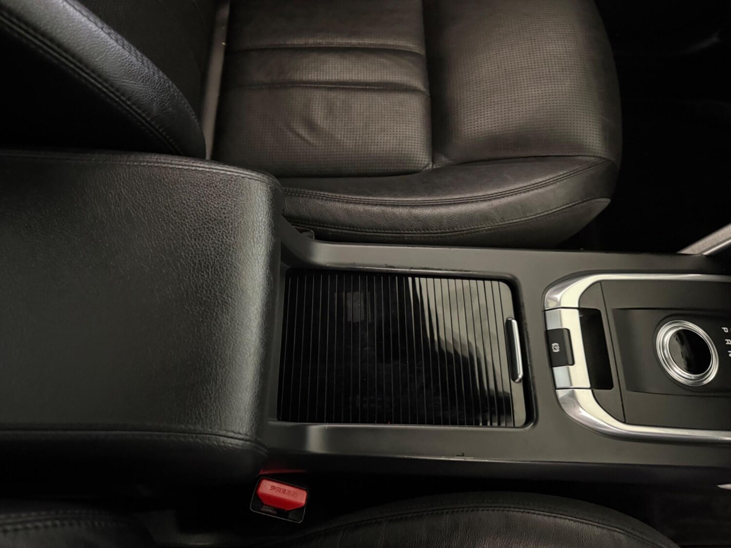 Used Land Rover Discovery Sport 2017 for sale - 76499973: Photo 35