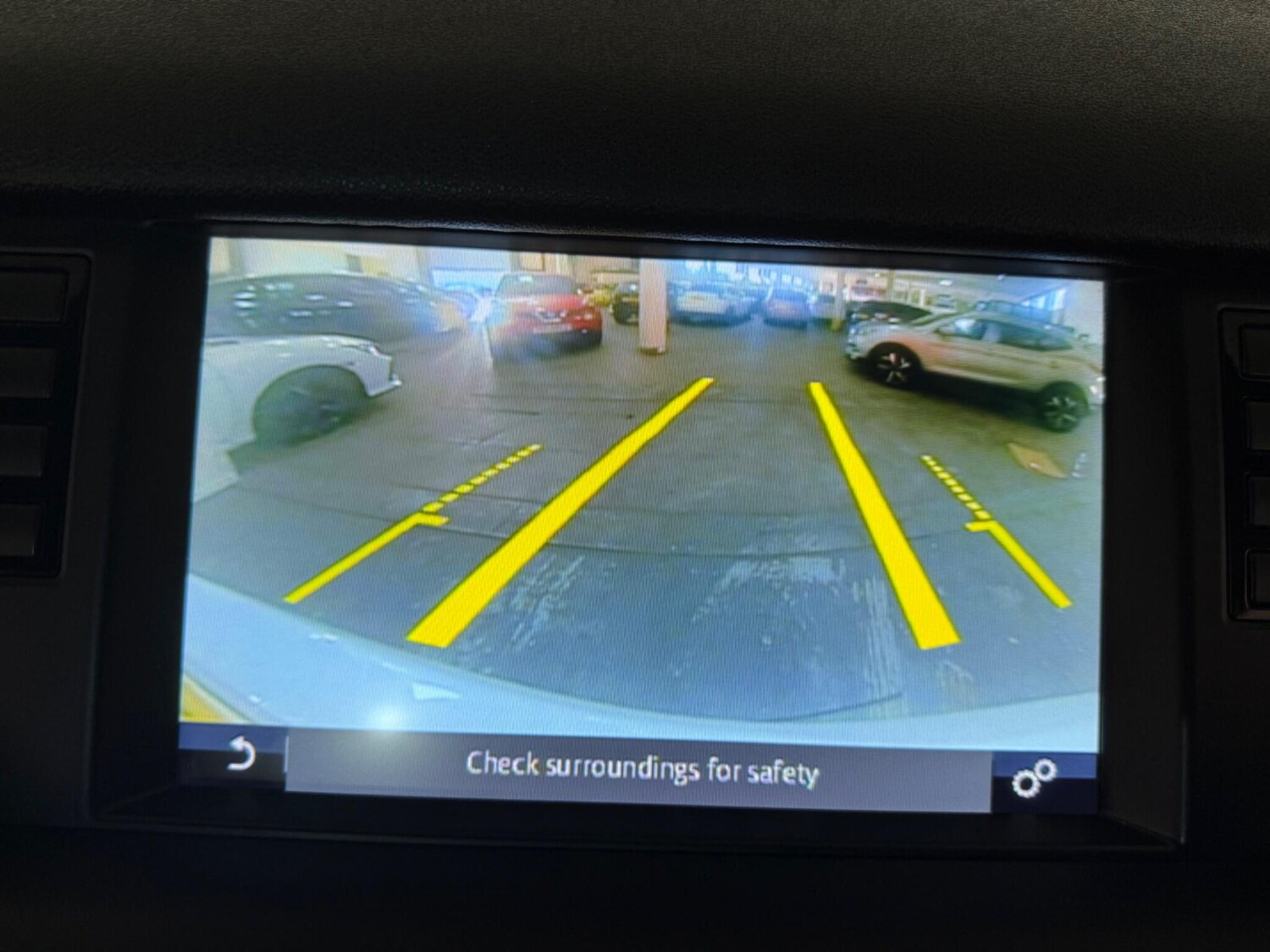 Used Land Rover Discovery Sport 2017 for sale - 76499973: Photo 41