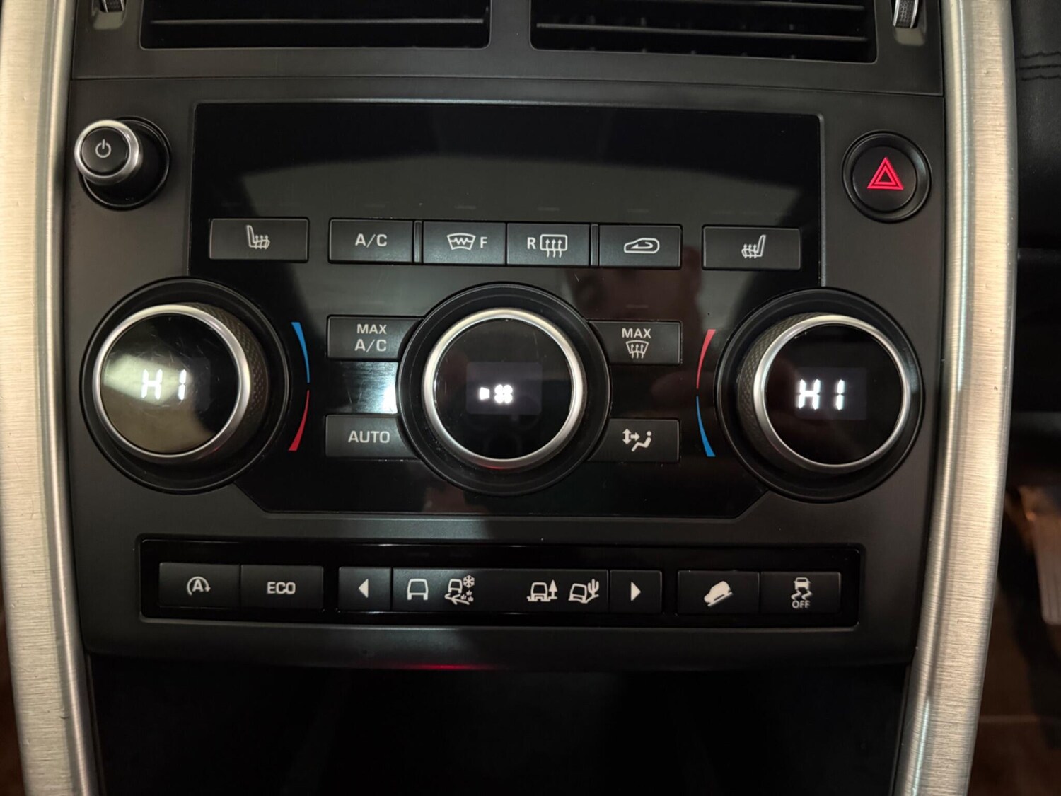 Used Land Rover Discovery Sport 2017 for sale - 76499973: Photo 46