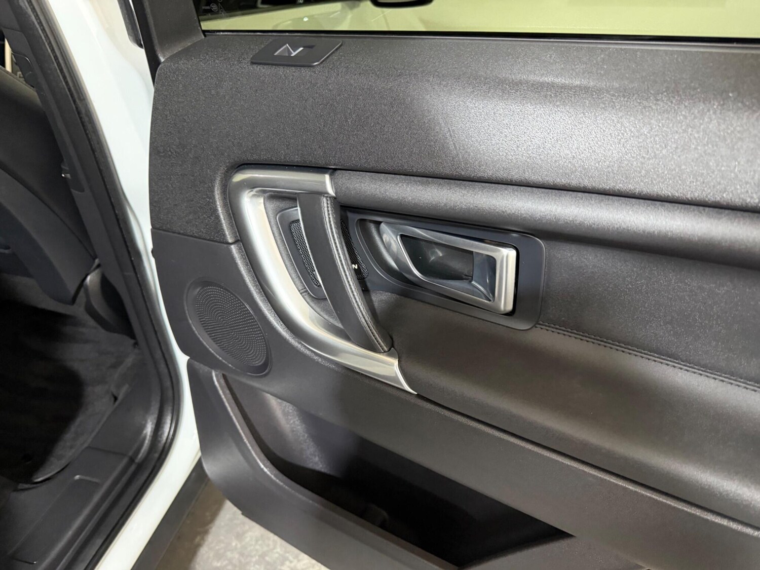 Used Land Rover Discovery Sport 2017 for sale - 76499973: Photo 50