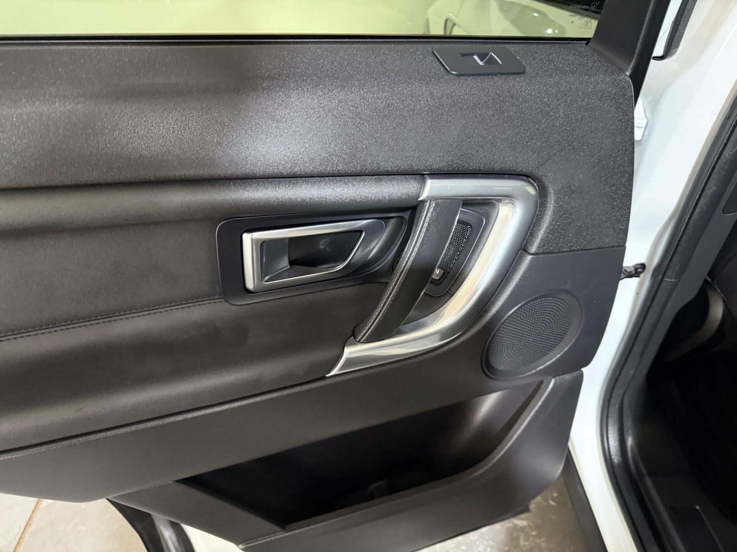 Used Land Rover Discovery Sport 2017 for sale - 76499973: Photo 65