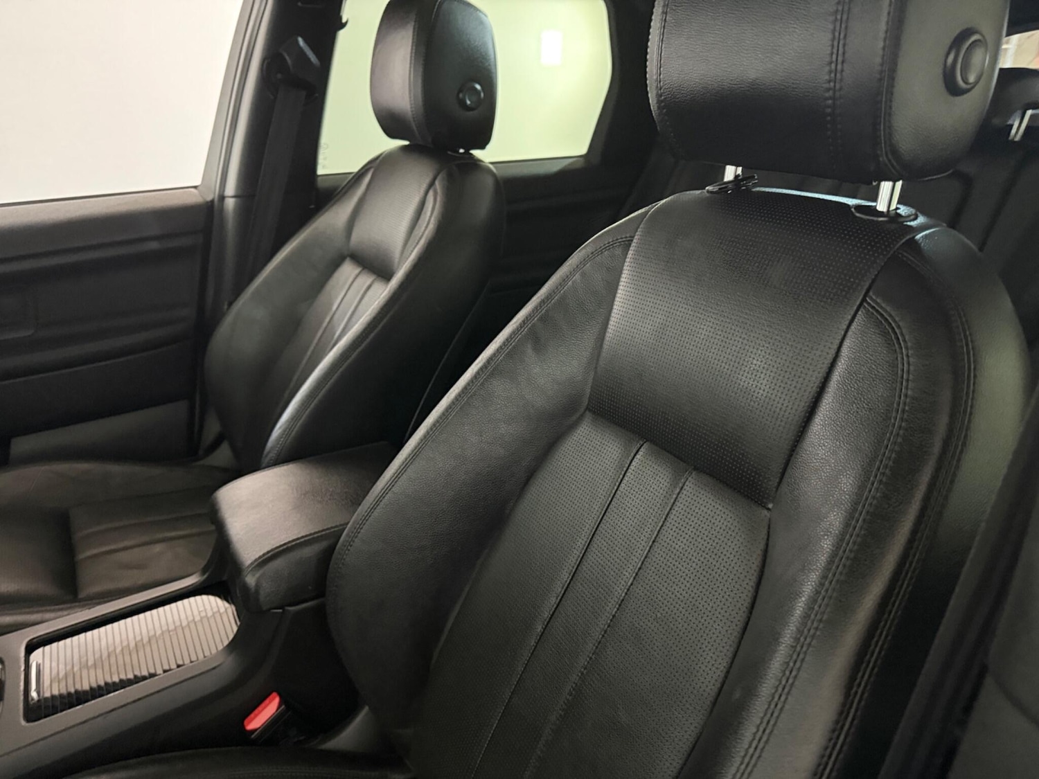 Used Land Rover Discovery Sport 2017 for sale - 76499973: Photo 73