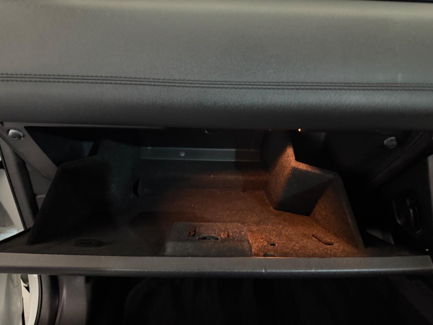 Used Land Rover Discovery Sport 2017 for sale - 76499973: Photo 79