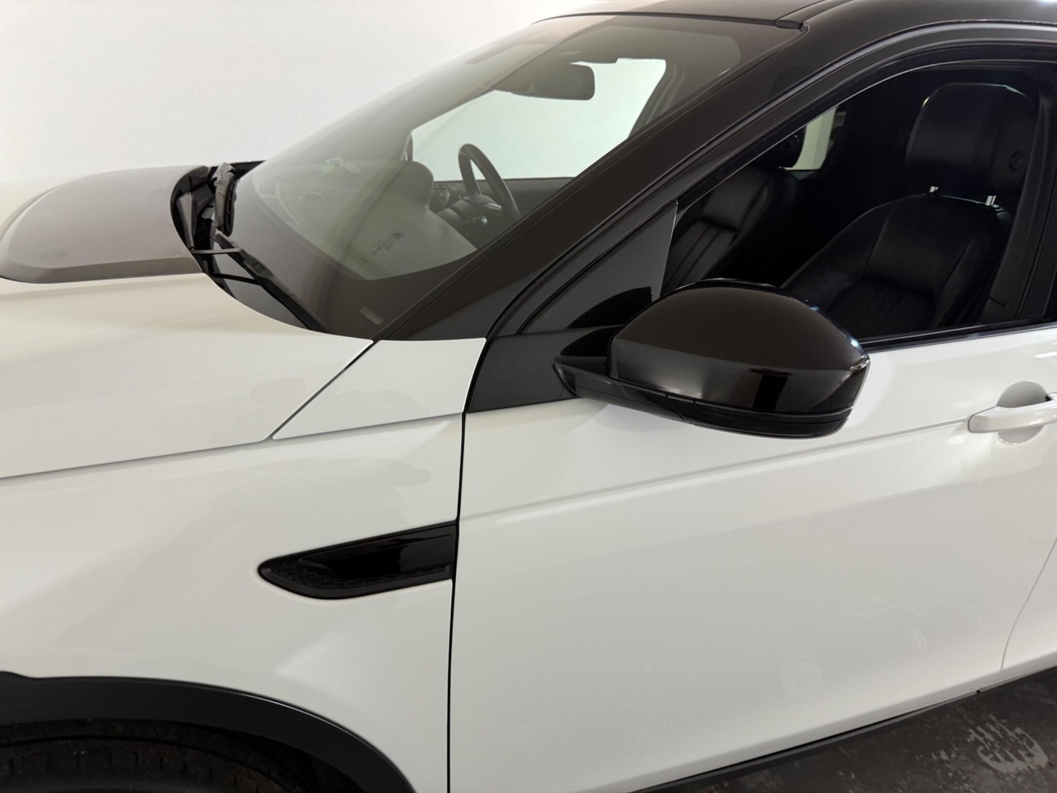 Used Land Rover Discovery Sport 2017 for sale - 76499973: Photo 80