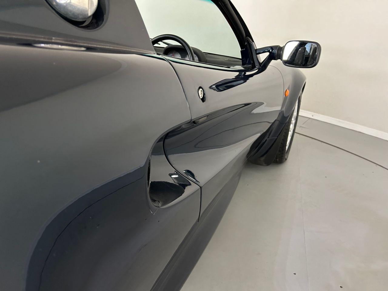 Used Lotus Elise 2001 for sale - 76990754: Photo 23