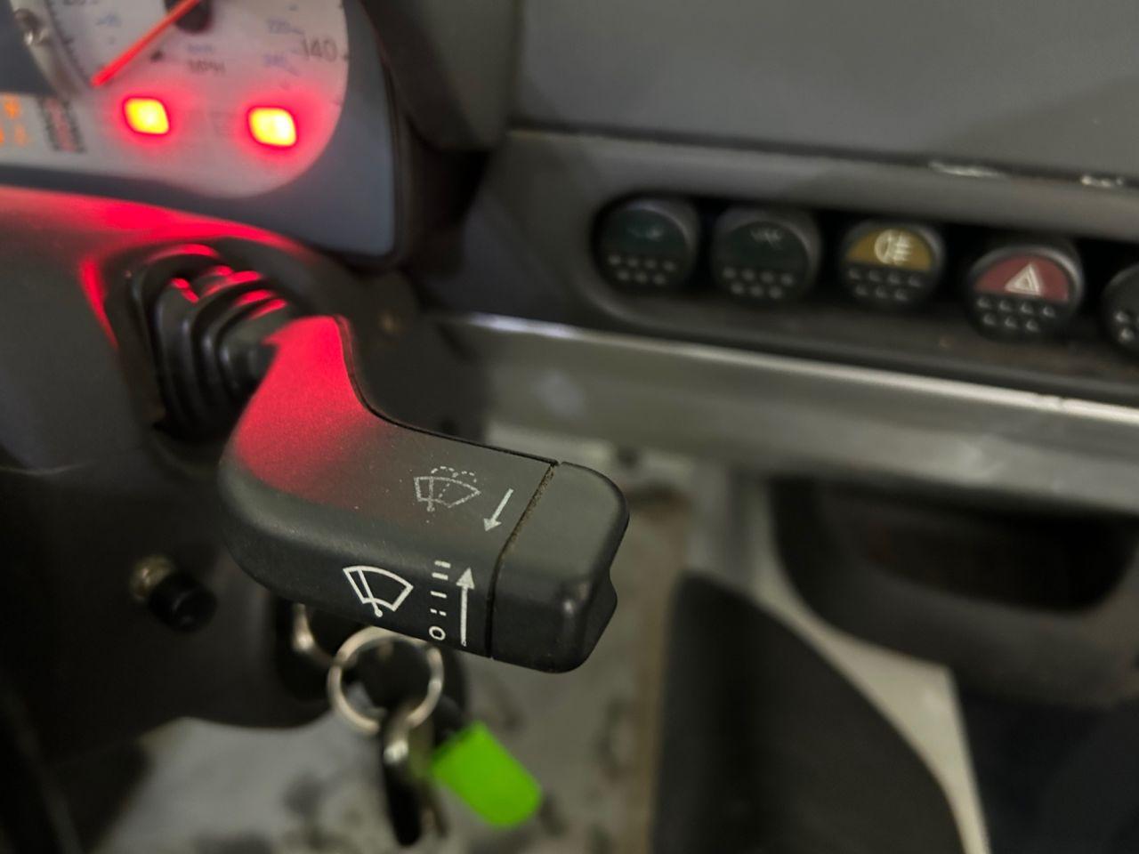 Used Lotus Elise 2001 for sale - 76990754: Photo 32