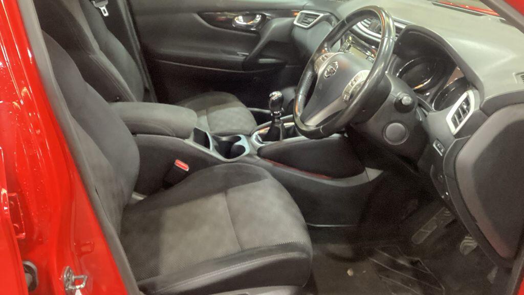 Used Nissan Qashqai 2015 for sale - 76551129: Photo 9