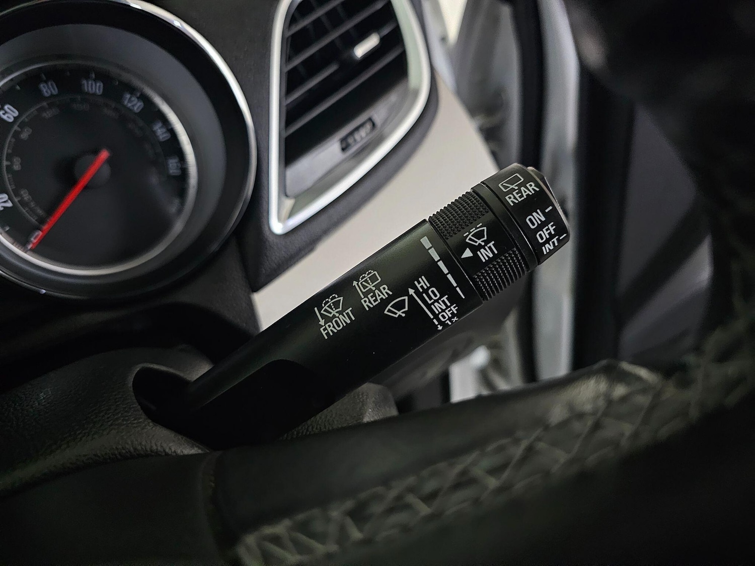 Used Vauxhall Mokka 2015 for sale - 76408542: Photo 36