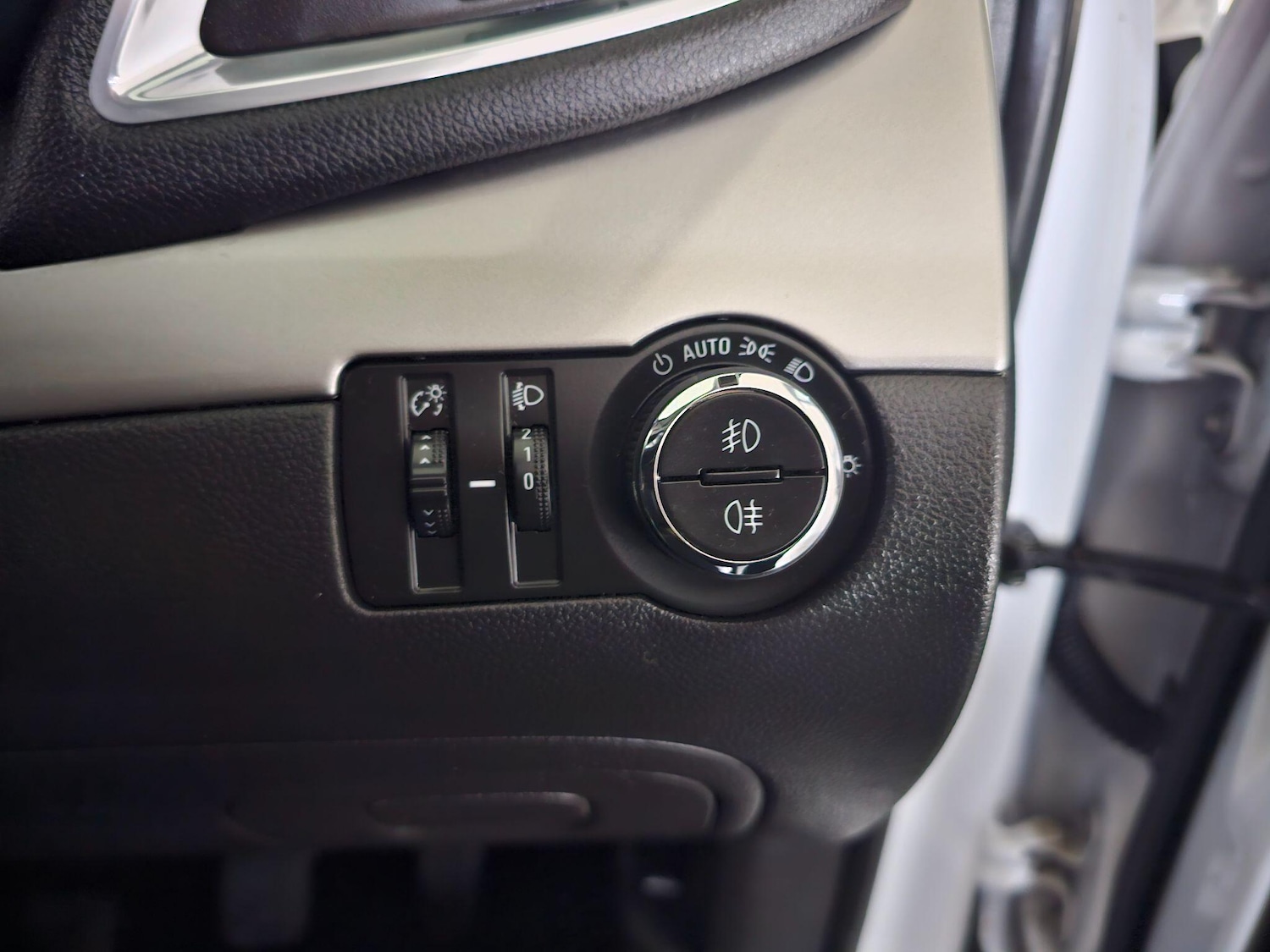 Used Vauxhall Mokka 2015 for sale - 76408542: Photo 38