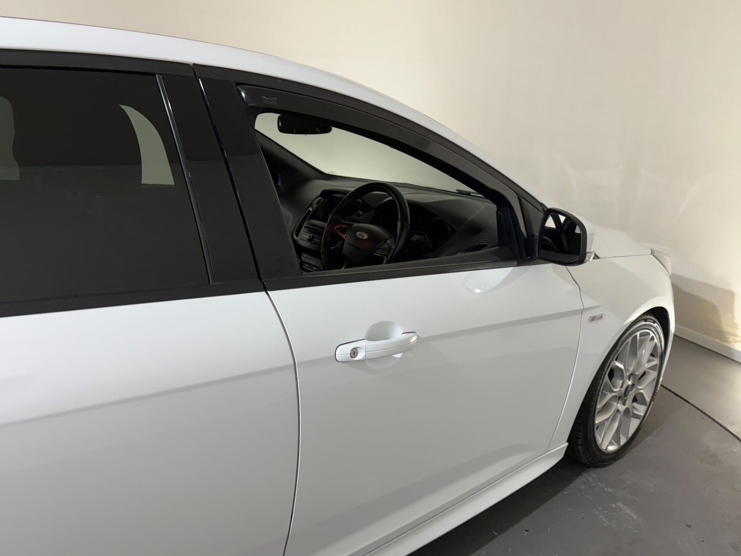 Used Ford Focus 2017 for sale - 76409559: Photo 16